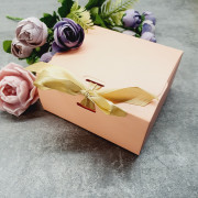Коробка подарочная Розовая 16,5х16,5х5см
